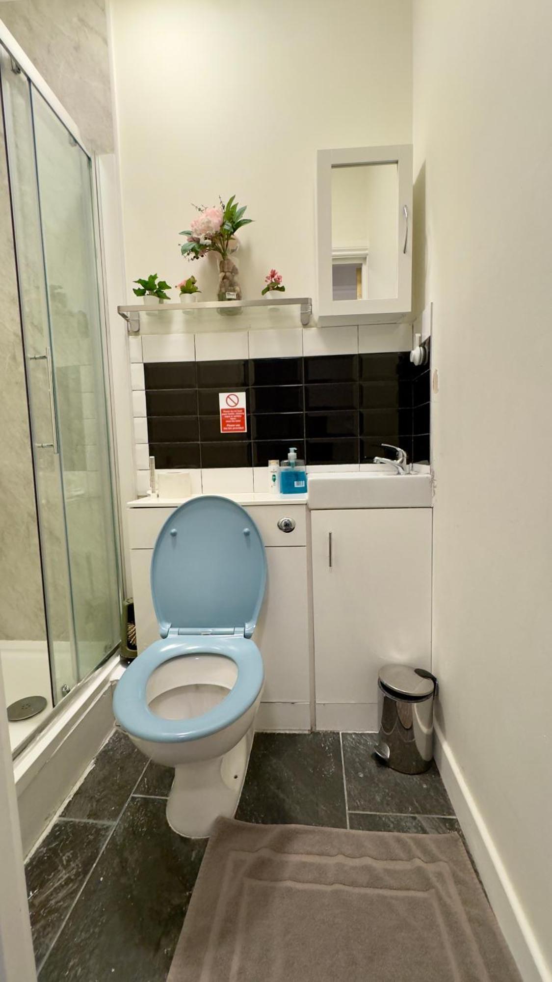 Guest&Rest 4 Apartment ลอนดอน ภายนอก รูปภาพ